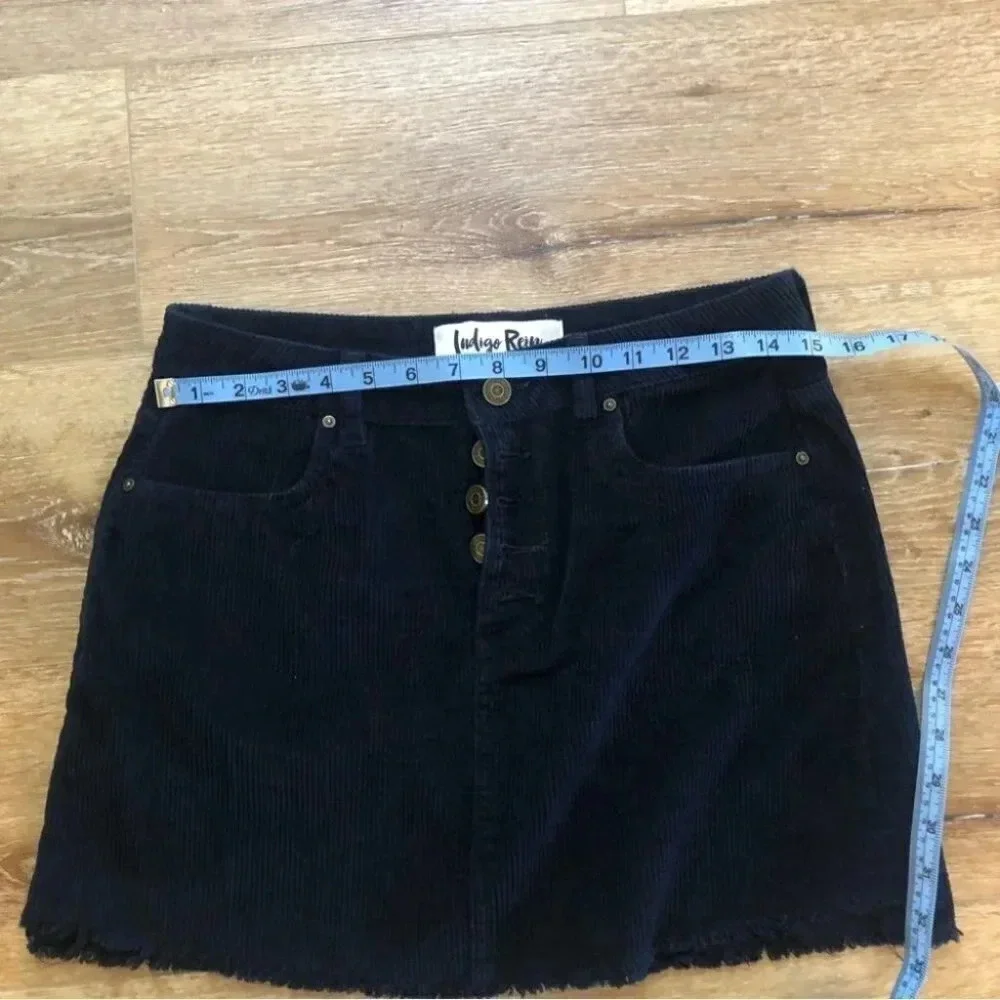 Indigo Reign Navy Raw Edge Button Up Corduroy Skirt Size 5 GUC